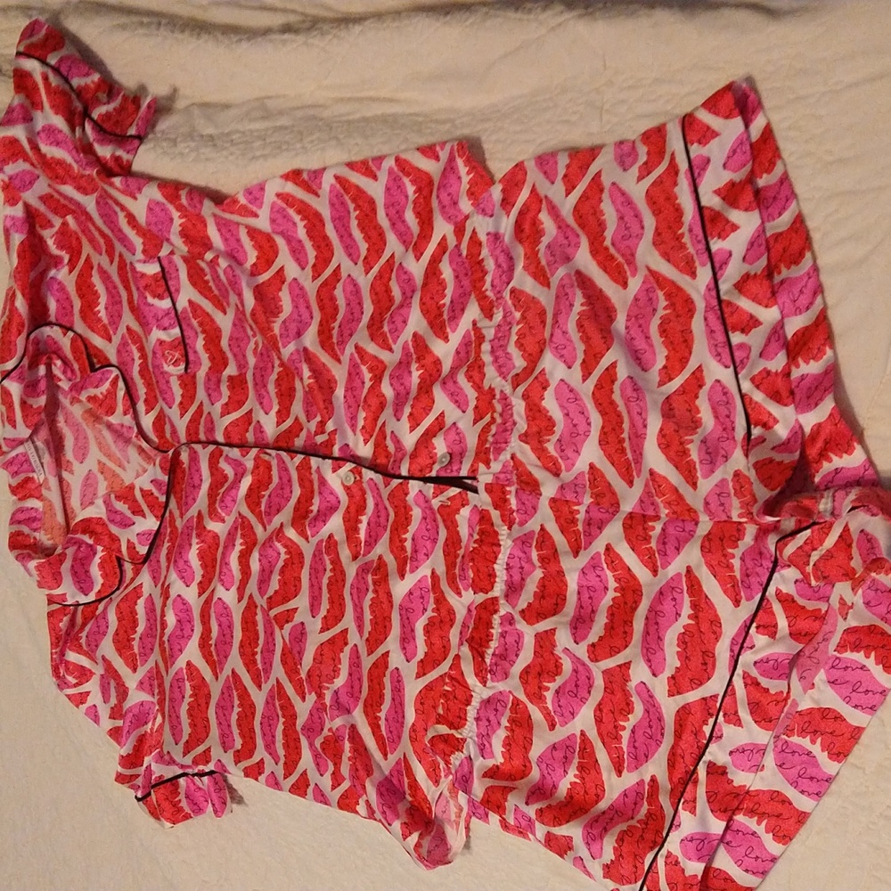 Victoria's secret nightwear large